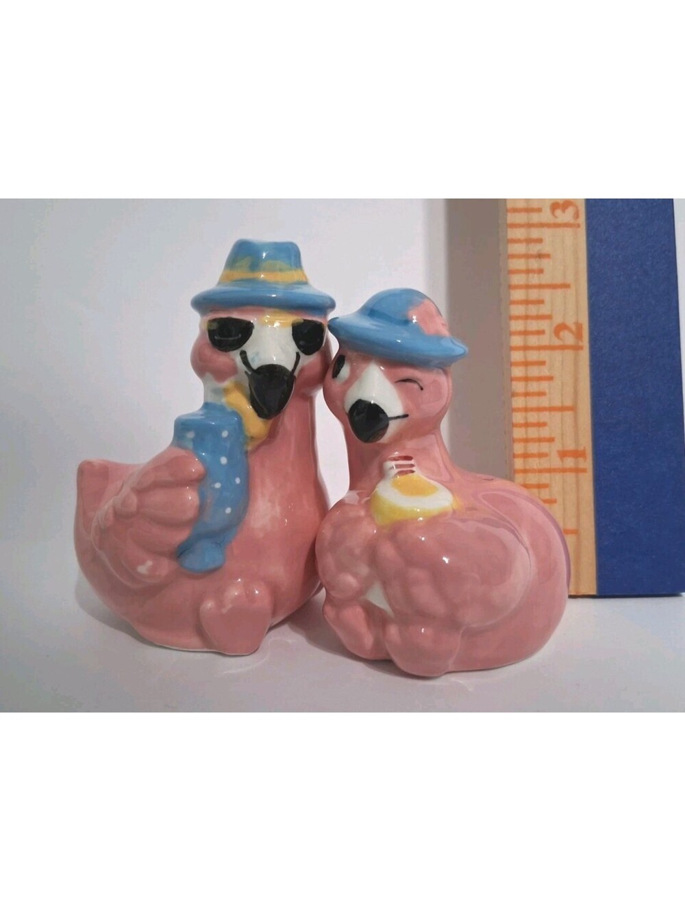 Retro Style, Pair Pink Flamingo Salt/Pepper Shakers, NWOT, Ceramic
